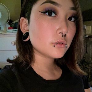 Meet your Posher, Sidney